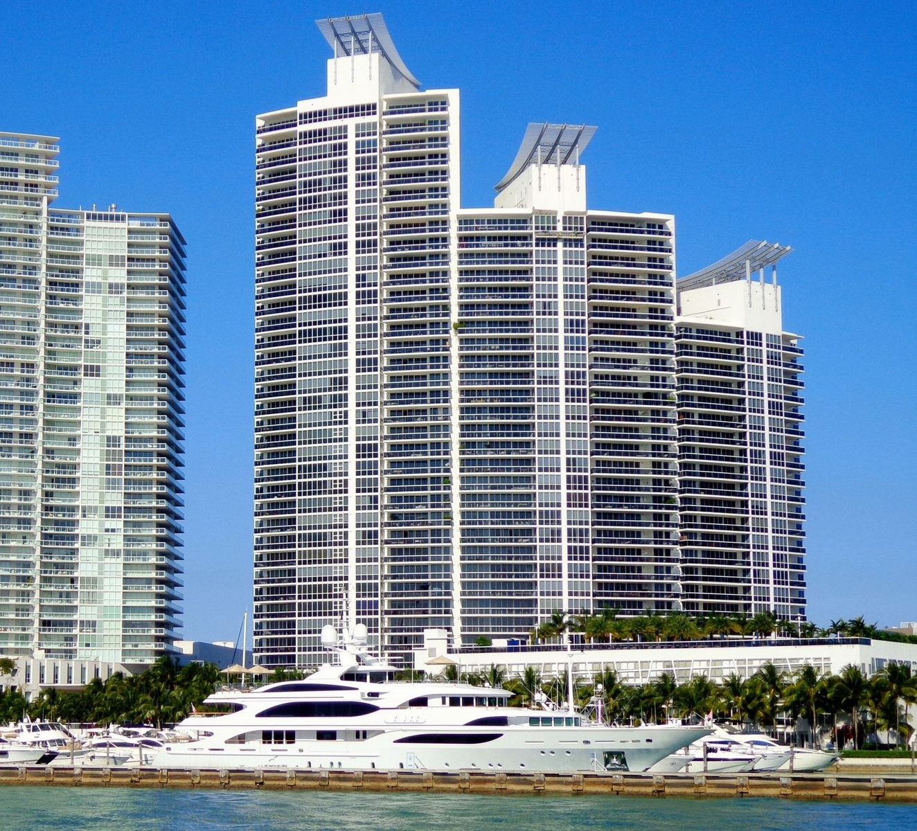 400 Alton Road (Murano Grande), Miami Beach, Fl 33139