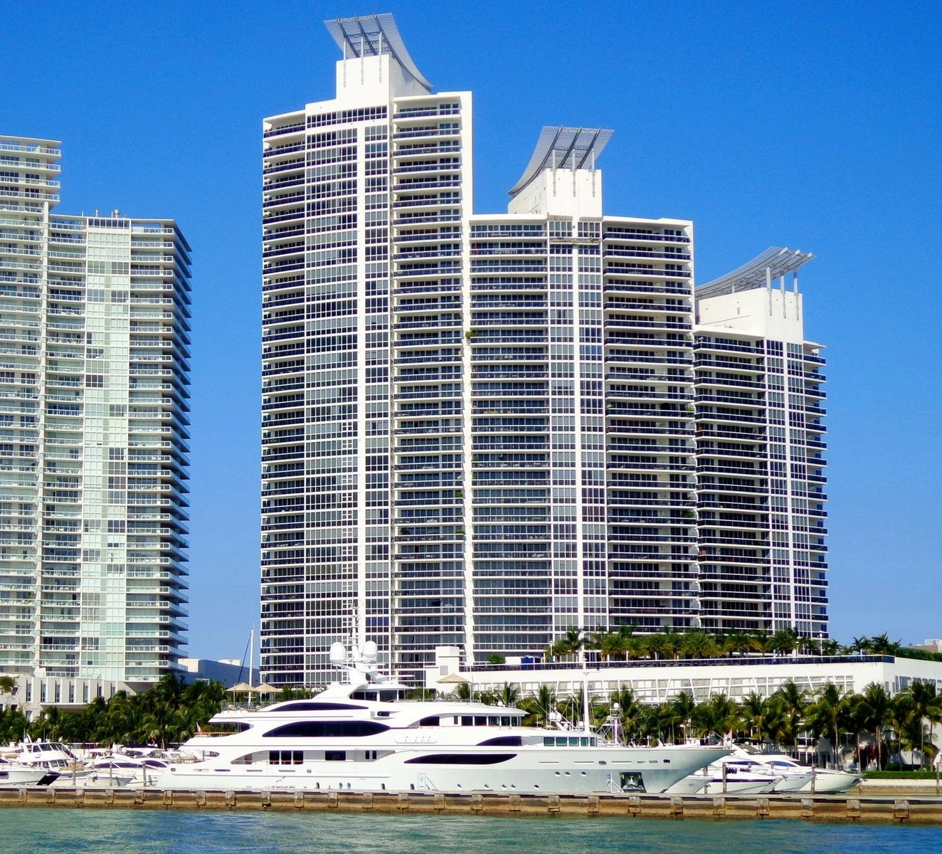 400 Alton Road (Murano Grande), Miami Beach, Fl 33139