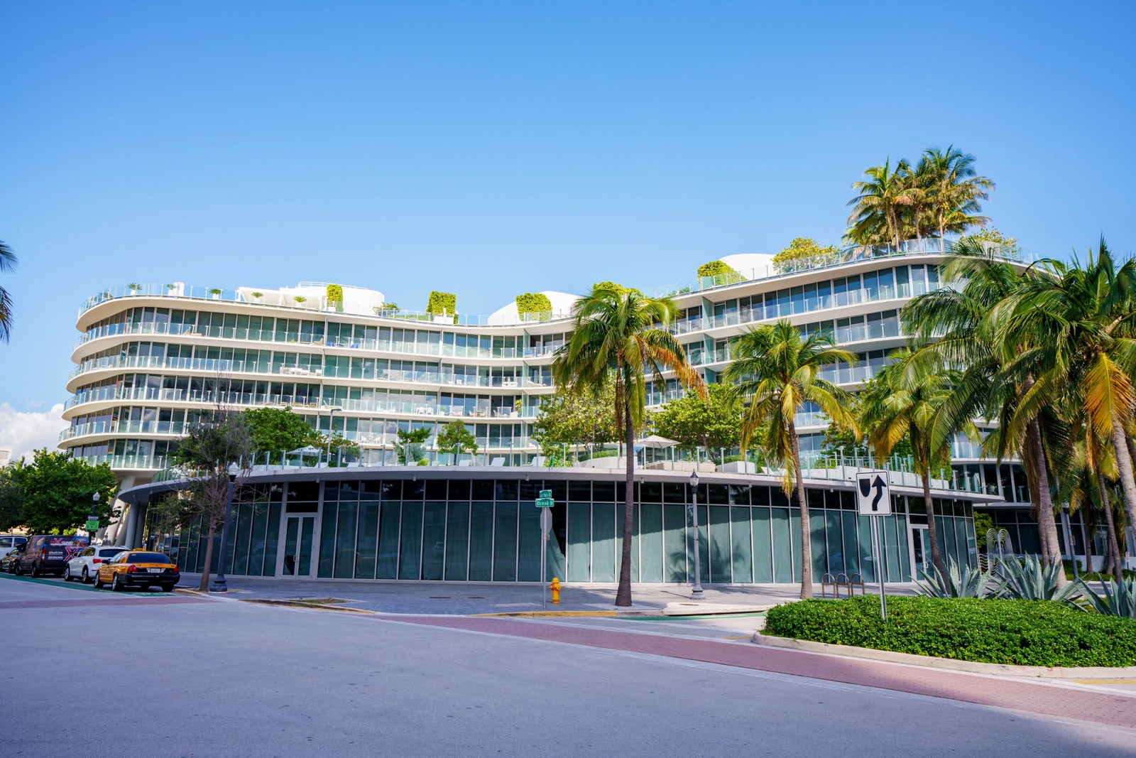 801 South Pointe Dr (Marea Condominium), Miami Beach, Fl 33139